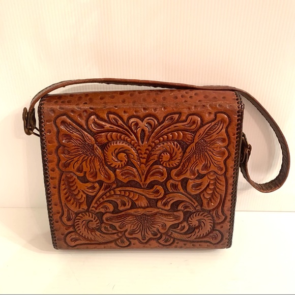 Hand Tooled Leather Front Flap Small Purse - Picture 3 of 8